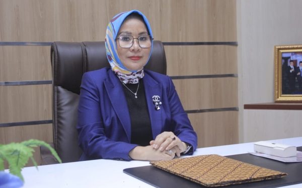 Wakil Ketua DPRD Kota Ternate, Henni Sutan Muda