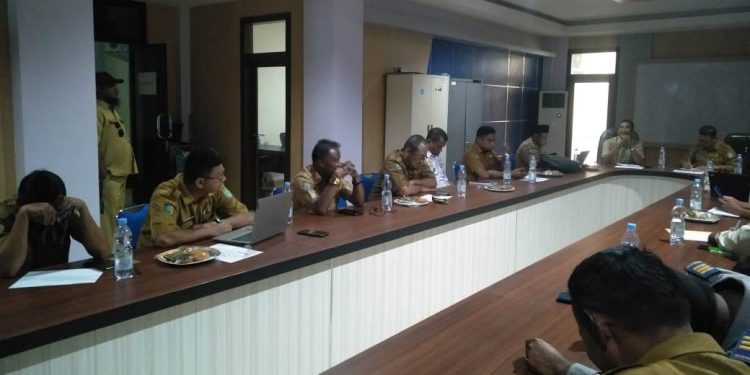 Panitia HUT Provinsi Malut Saat Menggelar Rapat Teknis. (Foto : Istimewa)
