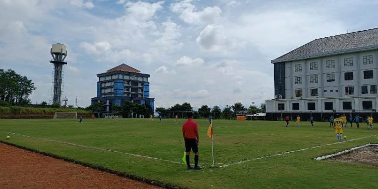 Lapangan Universitas Brawijaya Malang. (Foto : PWI Malut)